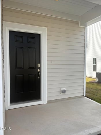 215 Faith Ave, Sanford, NC 27330