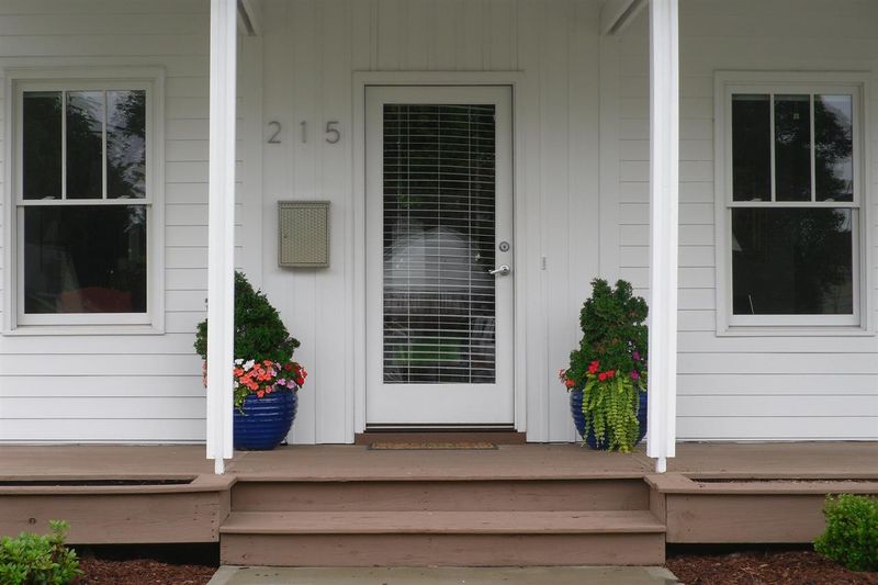 215 Georgetown Rd, Raleigh, NC 27608