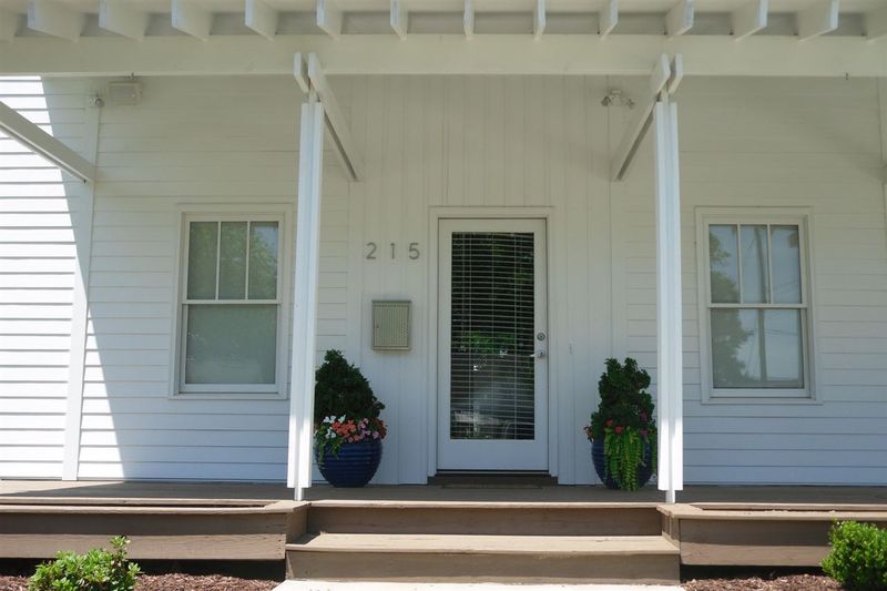 215 Georgetown Rd, Raleigh, NC 27608