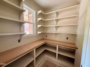 215 Grigsby Ave, Holly Springs, NC 27540