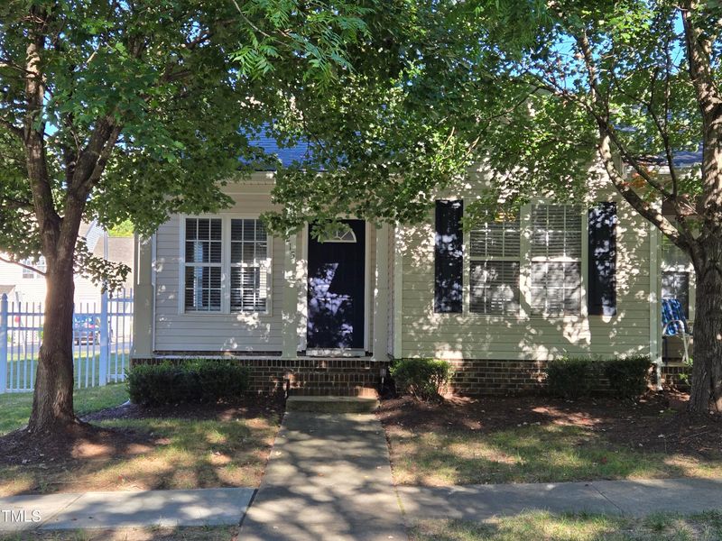 215 Highgate Cir, Wake Forest, NC 27587