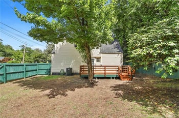 215 Hinsdale Ave, Fayetteville, NC 28305