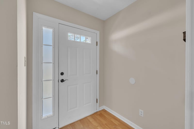 215 Longview Dr, Smithfield, NC 27577