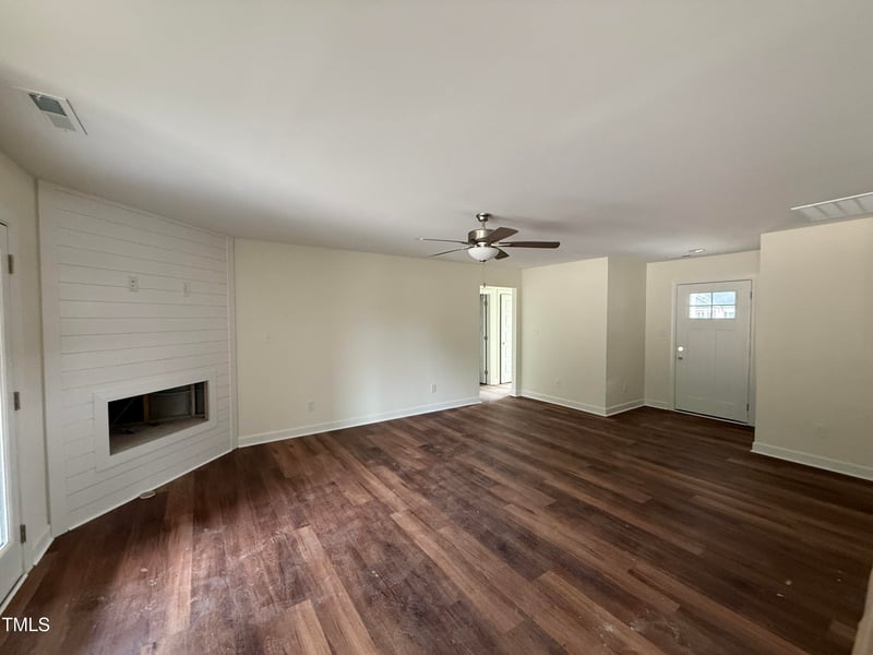 215 Maxwell Farm Ln, Selma, NC 27576