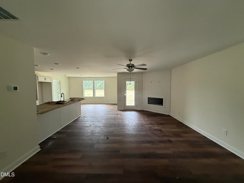 215 Maxwell Farm Ln, Selma, NC 27576