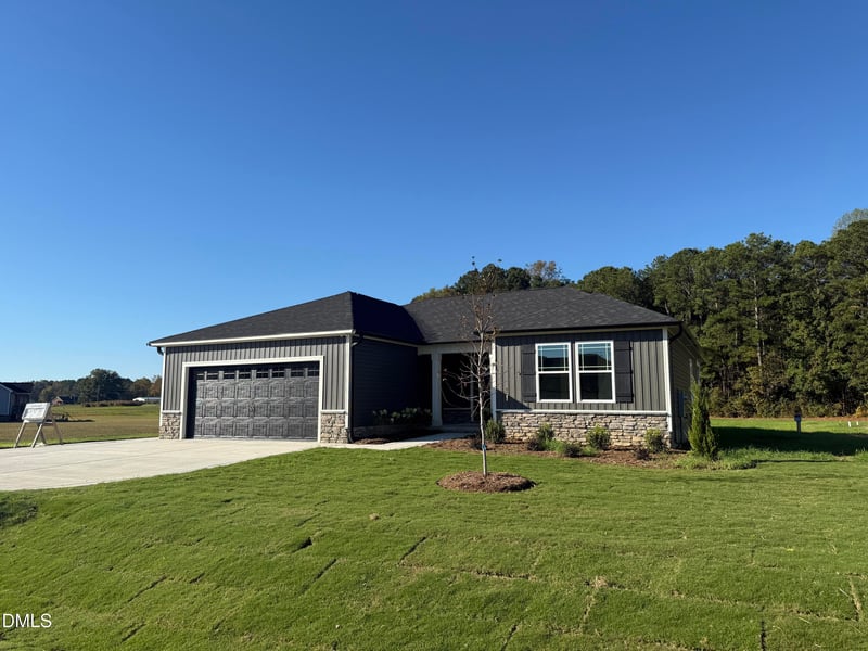 215 Maxwell Farm Ln, Selma, NC 27576