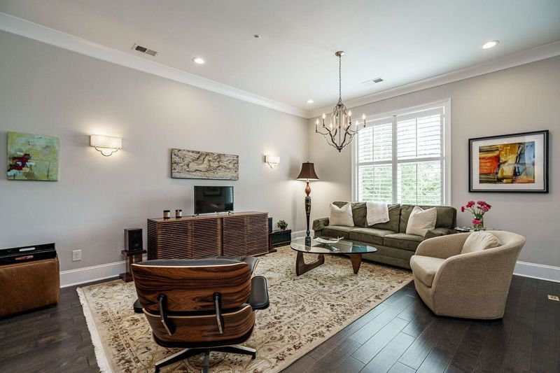 215 Meadowmont Ln, Chapel Hill, NC 27517