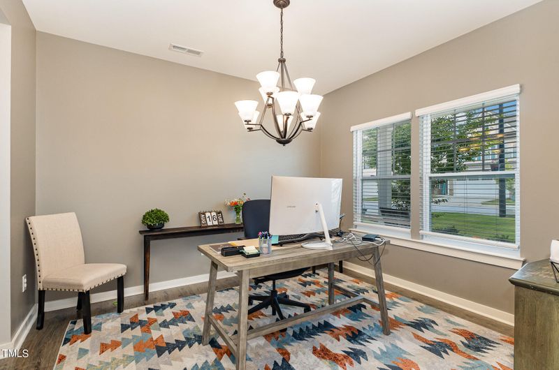 215 Mona Lisa Ln, Morrisville, NC 27560