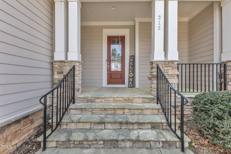 215 Mystic Pine Pl, Apex, NC 27539