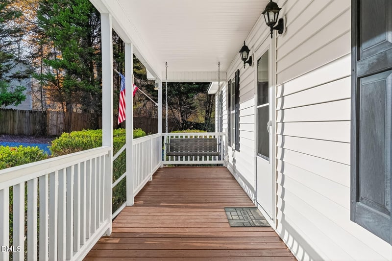 215 Nelson Ct, Clayton, NC 27520