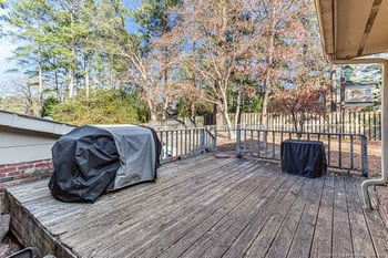 215 Northview Dr, Fayetteville, NC 28303