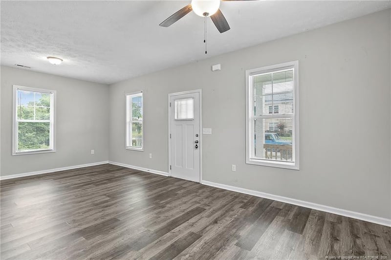 215 Old Wilmington Rd, Fayetteville, NC 28301