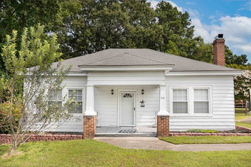 215 Park Ave, Creedmoor, NC 27522