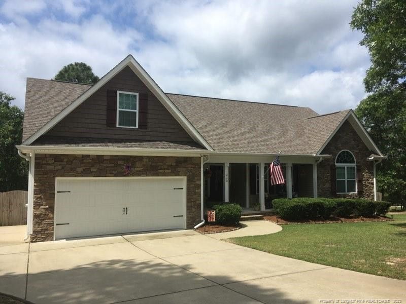 215 Roberts Rd, Sanford, NC 27332