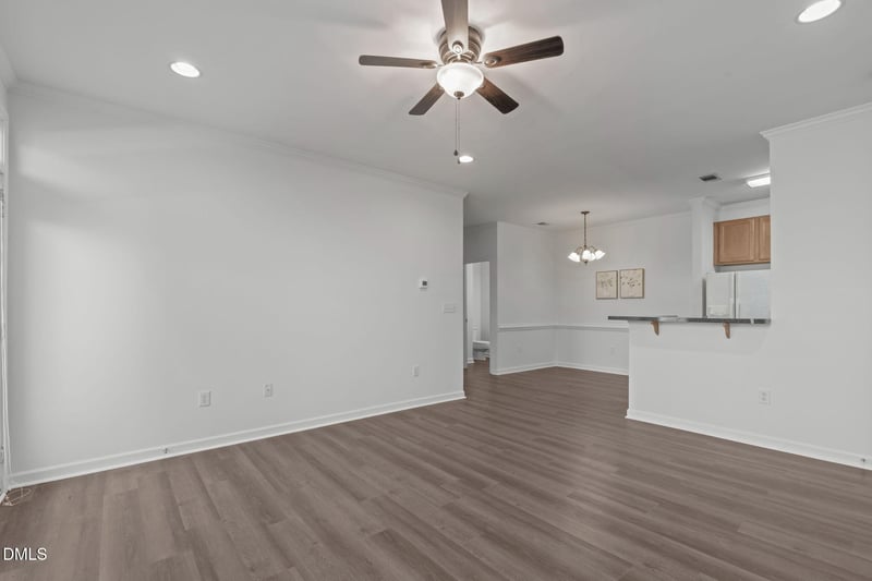 215 Savannah Ridge Rd, Holly Springs, NC 27540