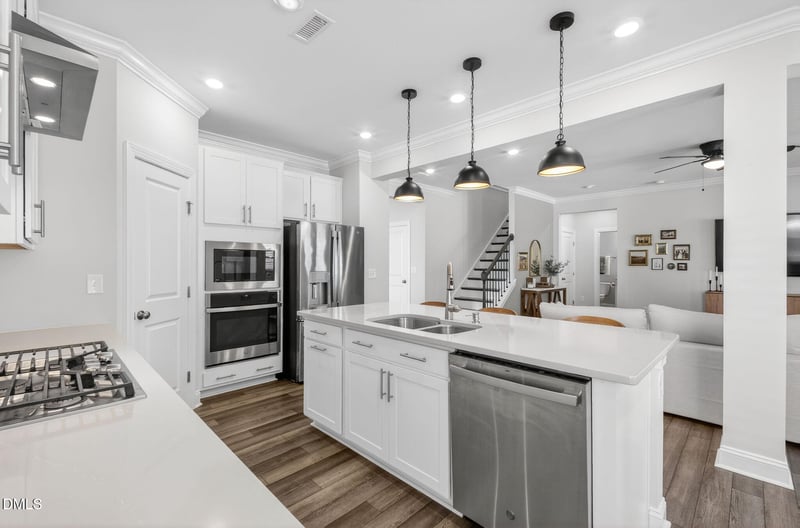 215 Sea Cave Ln, Raleigh, NC 27610