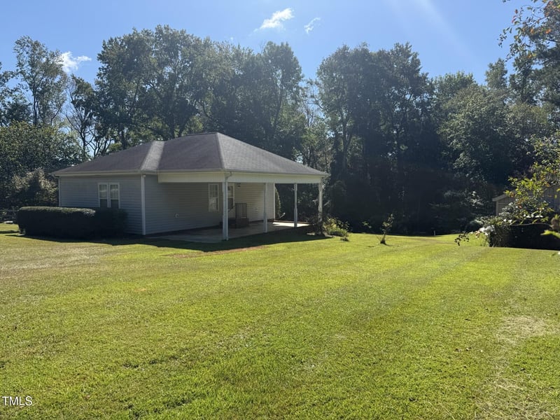 215 Stephenson Rd, Benson, NC 27504