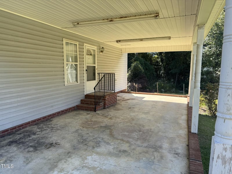 215 Stephenson Rd, Benson, NC 27504