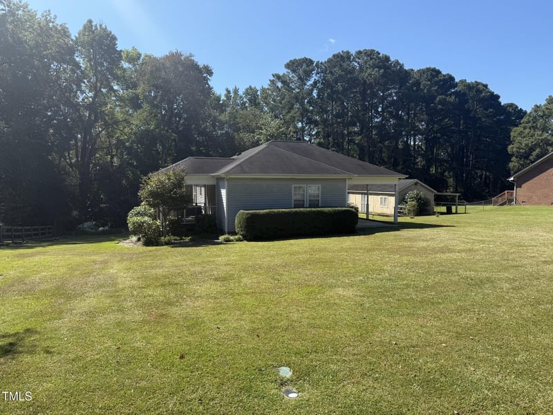 215 Stephenson Rd, Benson, NC 27504