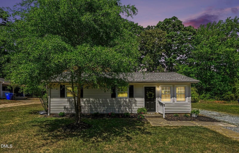 215 Torain St, Hillsborough, NC 27278