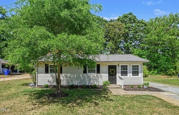 215 Torain St, Hillsborough, NC 27278