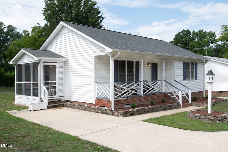 215 Vance St, Zebulon, NC 27597