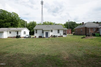 215 Vance St, Zebulon, NC 27597