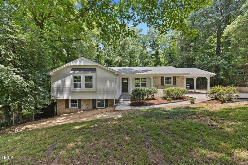215 Wellington Dr, Knightdale, NC 27545