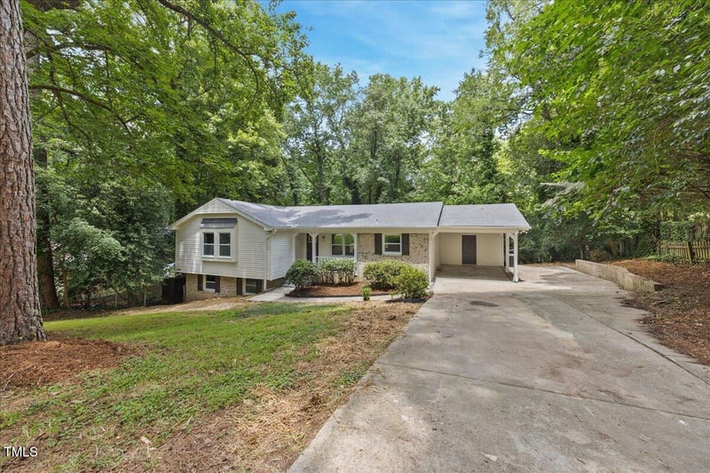 215 Wellington Dr, Knightdale, NC 27545