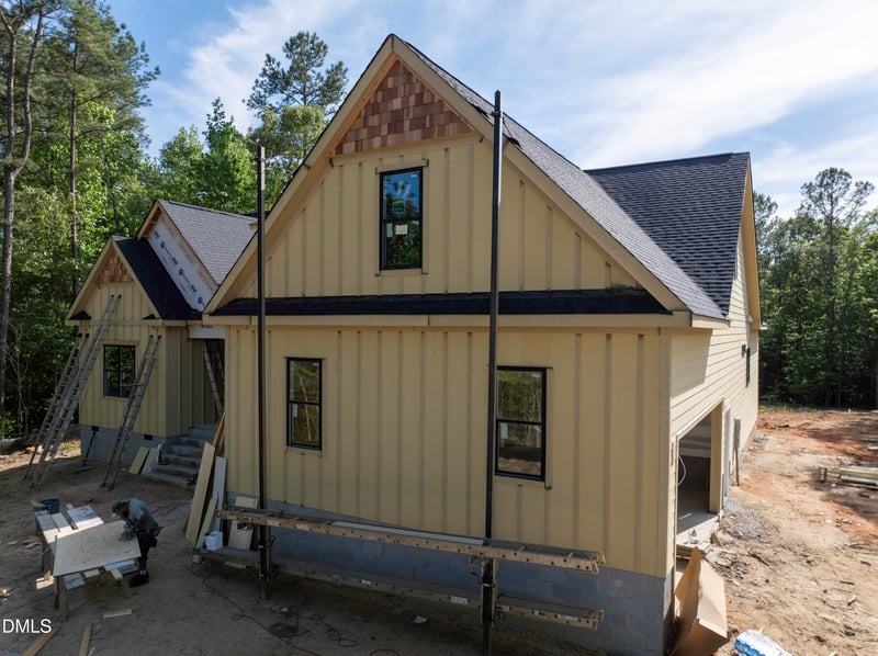 215 Whistlers Cv, Louisburg, NC 27549