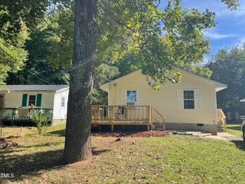 215 Wilmington Ave, Oxford, NC 27565
