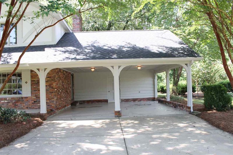 215 W Wilson St, Smithfield, NC 27577