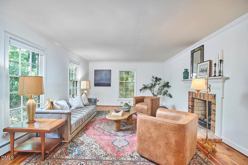 2152 Lakeshore Ct, Chapel Hill, NC 27514