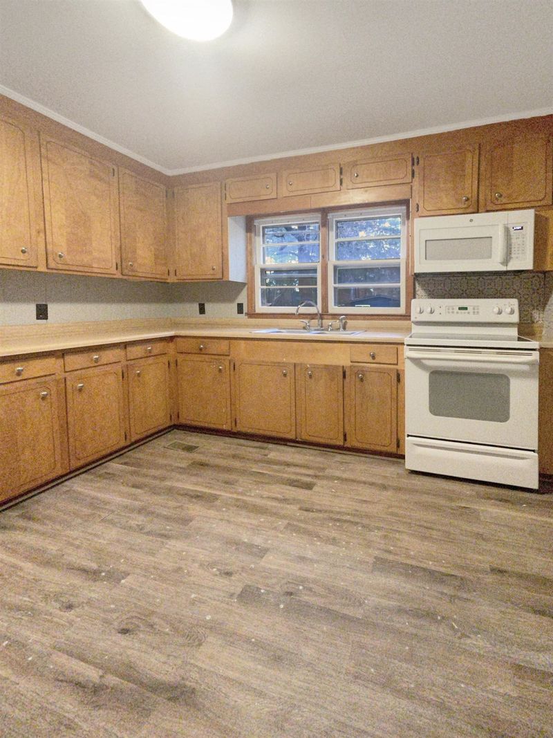 2152 Marks Creek Rd, Knightdale, NC 27545