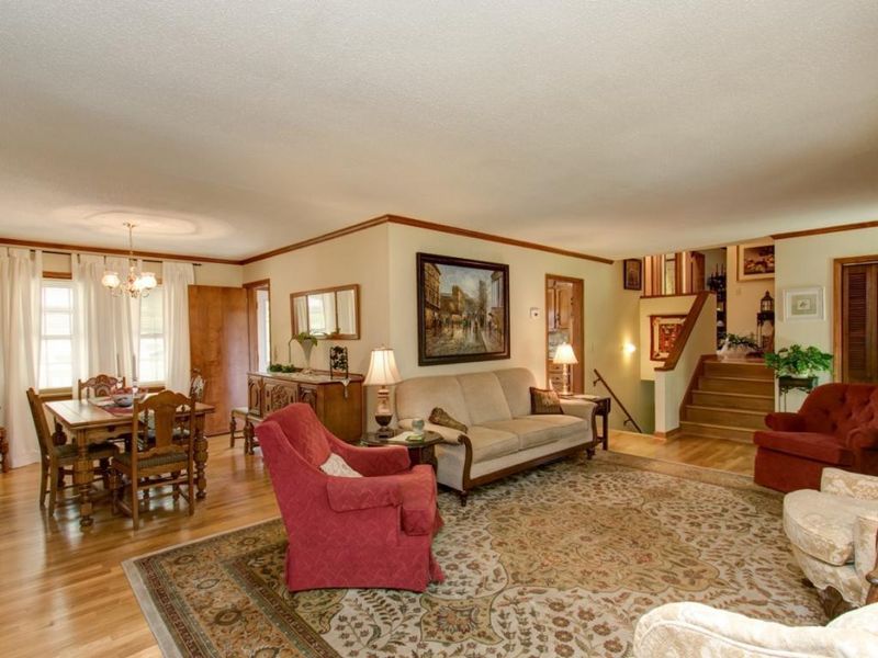 2154 W Front St, Burlington, NC 27215