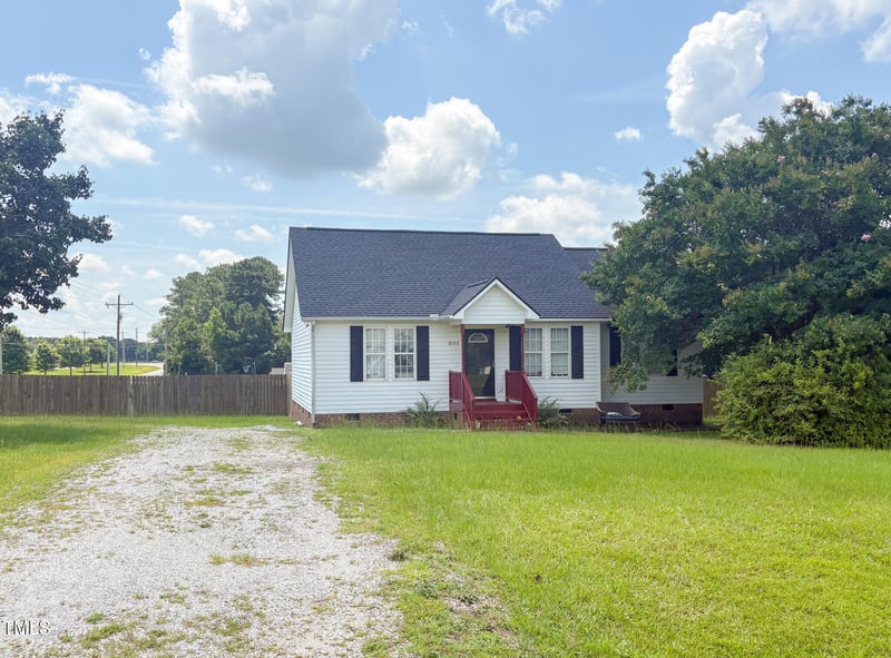 2155 Polenta Rd, Clayton, NC 27520