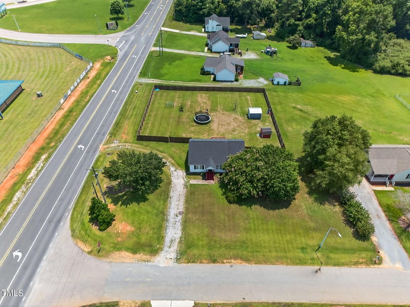 2155 Polenta Rd, Clayton, NC 27520