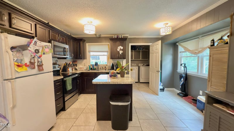 2155 Qualiridge Dr, Fayetteville, NC 28304