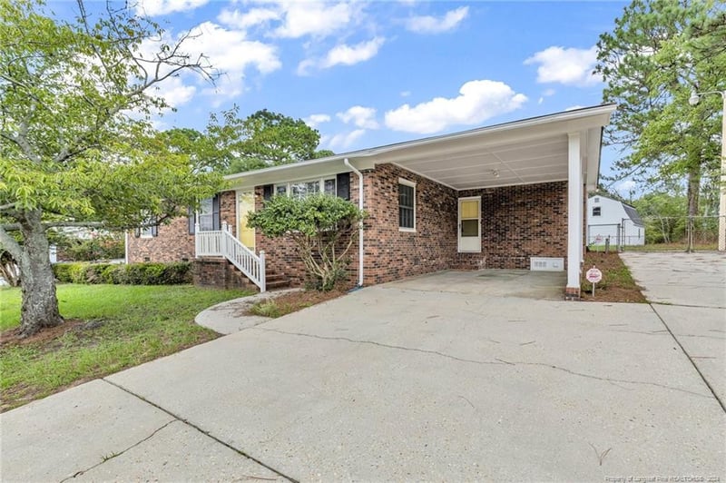 2157 Fargo Dr, Fayetteville, NC 28306