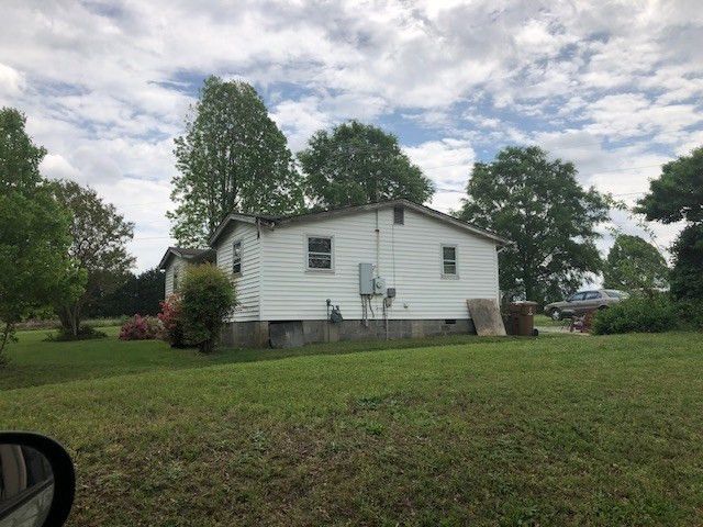 2157 Old Durham Rd, Roxboro, NC 27573