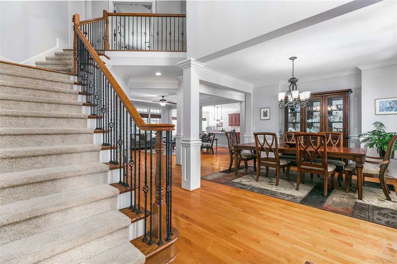 216 Ashdown Forest Ln, Cary, NC 27519