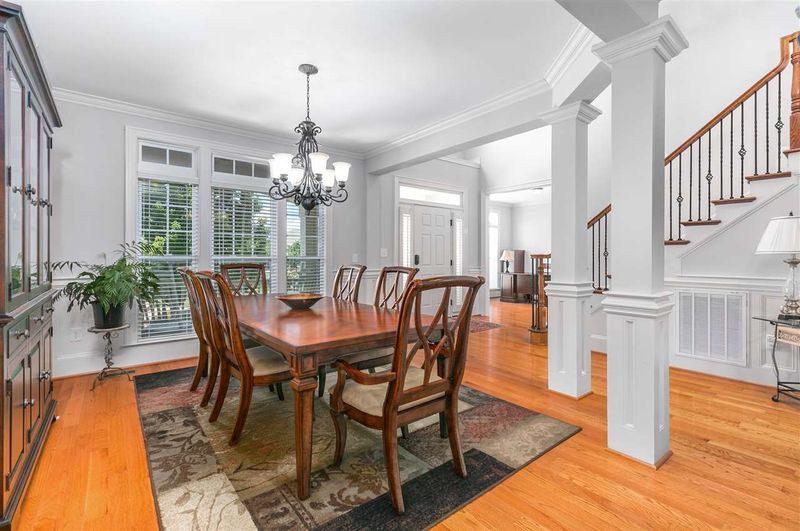 216 Ashdown Forest Ln, Cary, NC 27519