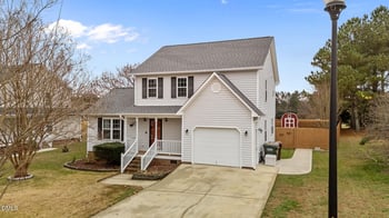 216 Bentwood Ln, Clayton, NC 27520