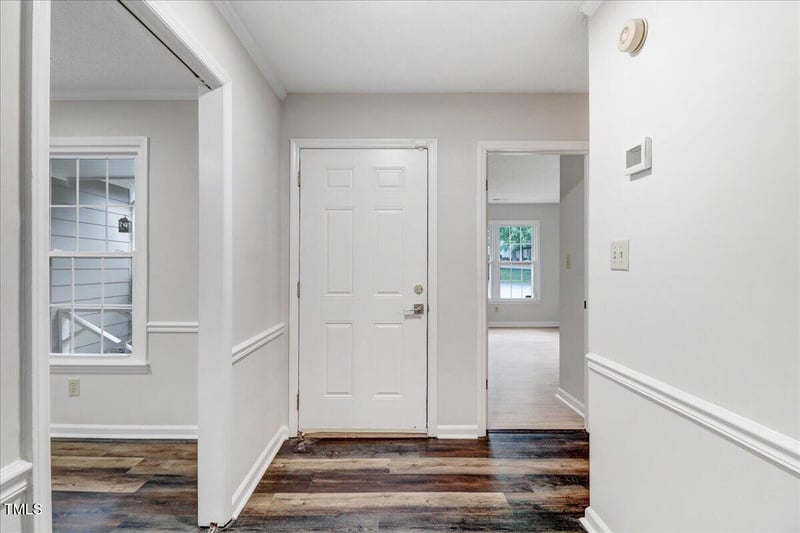 216 Bracken Ct, Raleigh, NC 27615