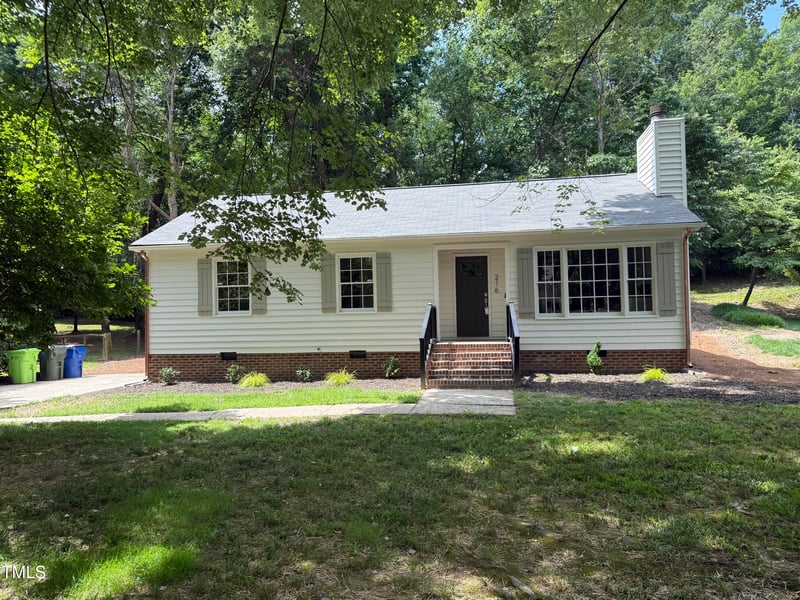 216 Burkwood Ln, Raleigh, NC 27609