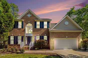 216 Chieftain Dr, Holly Springs, NC 27540