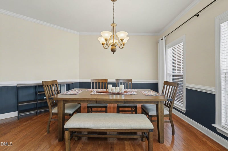 216 Chieftain Dr, Holly Springs, NC 27540