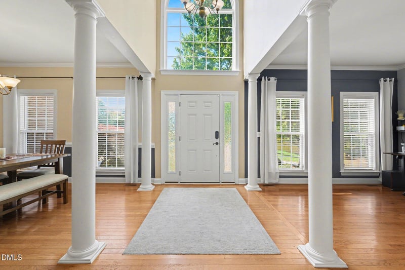 216 Chieftain Dr, Holly Springs, NC 27540