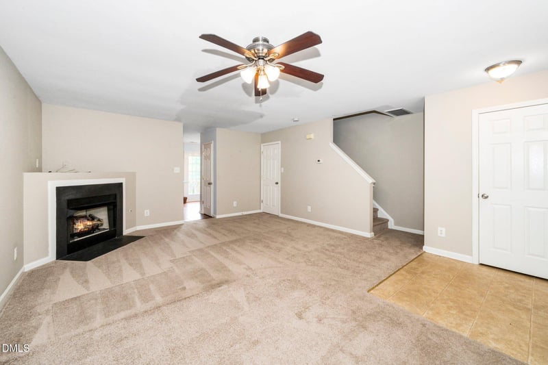 216 Climbing Ivy Ct, Cary, NC 27511