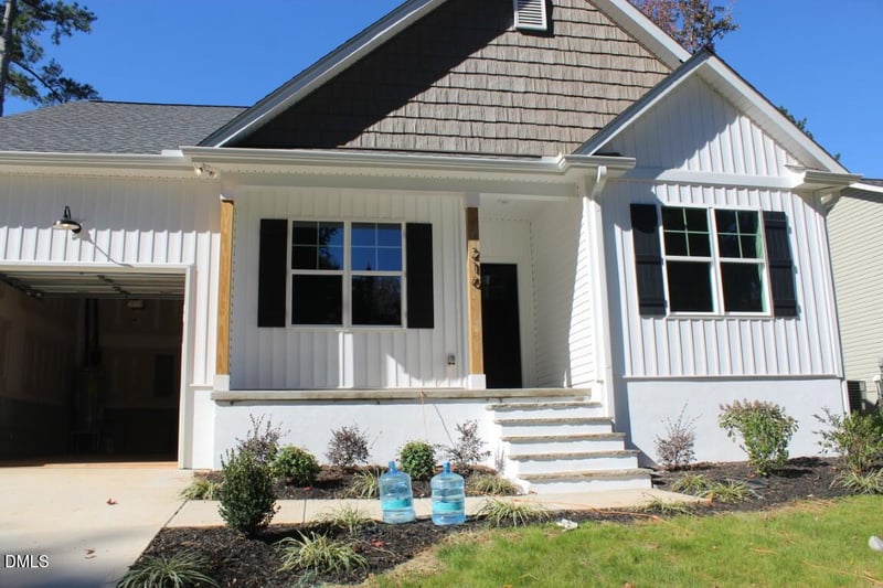 216 College St, Franklinton, NC 27525